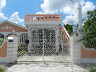 139 Basset Road, St. Catherine, Jamaica - Apartment for Lease/rental